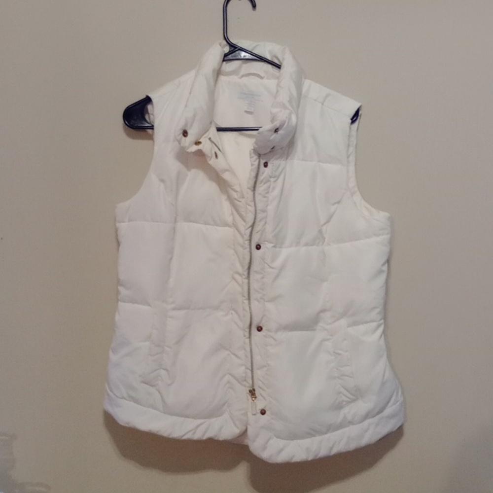 White Puffy Like Vest